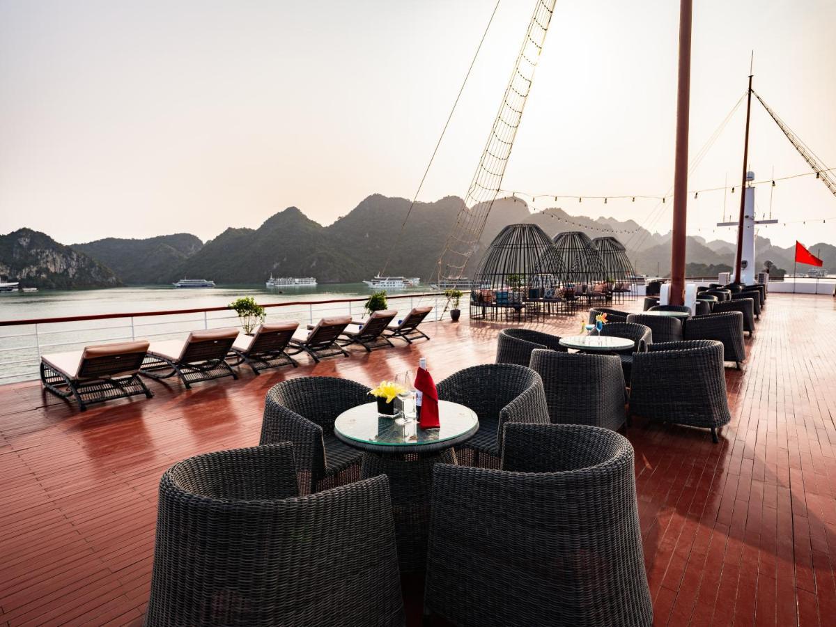 Hotel Aqua Of The Seas Cruise Halong Hạ Long Exterior foto