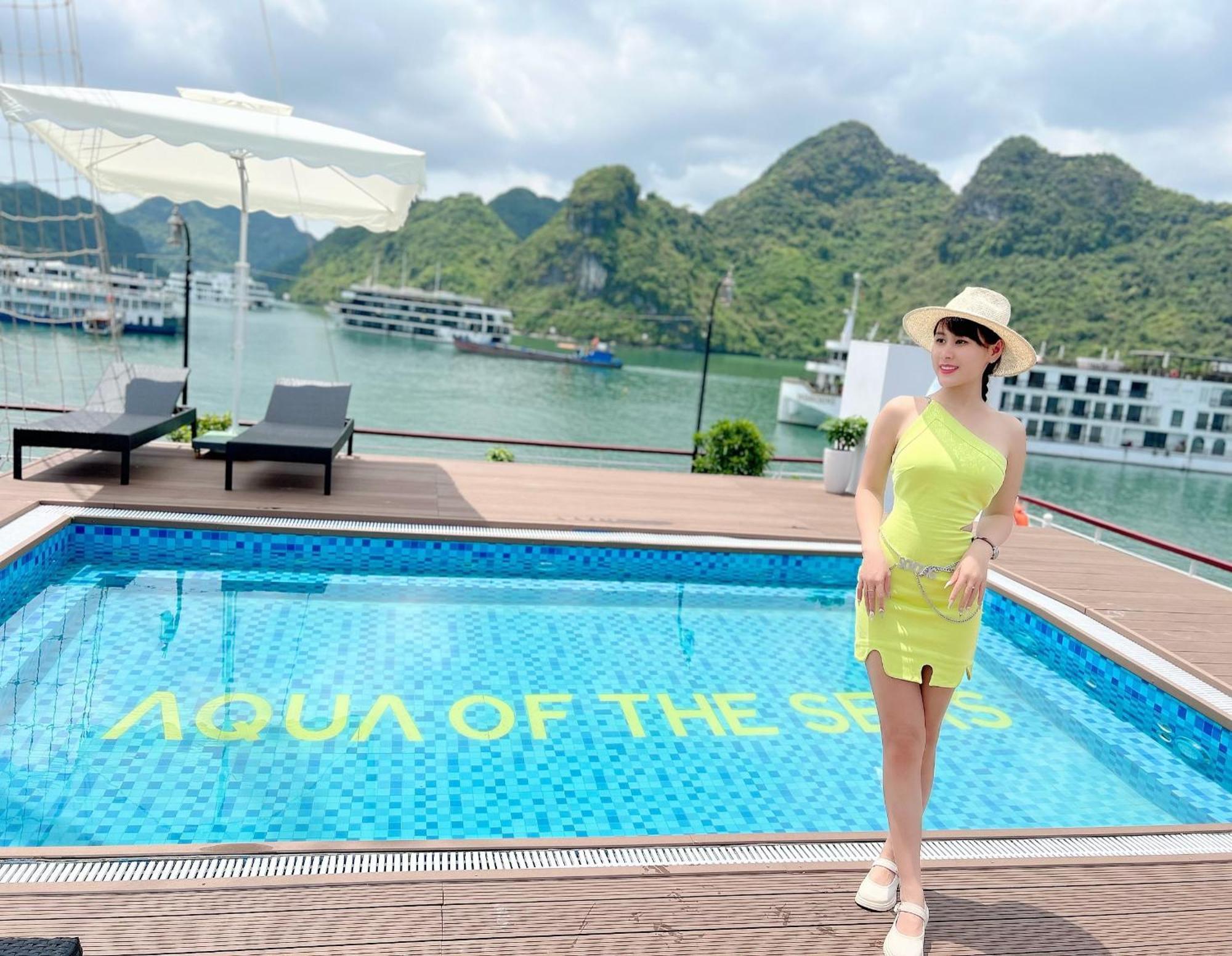 Hotel Aqua Of The Seas Cruise Halong Hạ Long Exterior foto