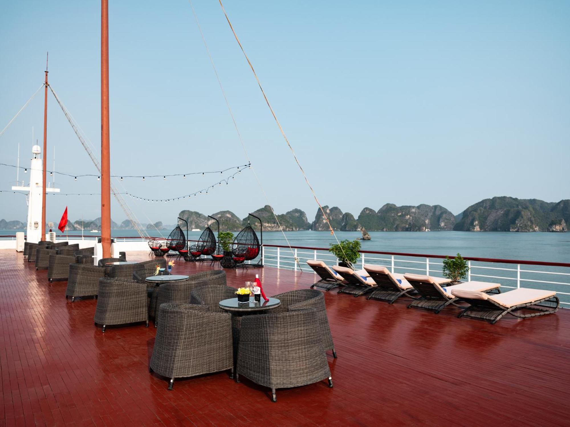 Hotel Aqua Of The Seas Cruise Halong Hạ Long Exterior foto