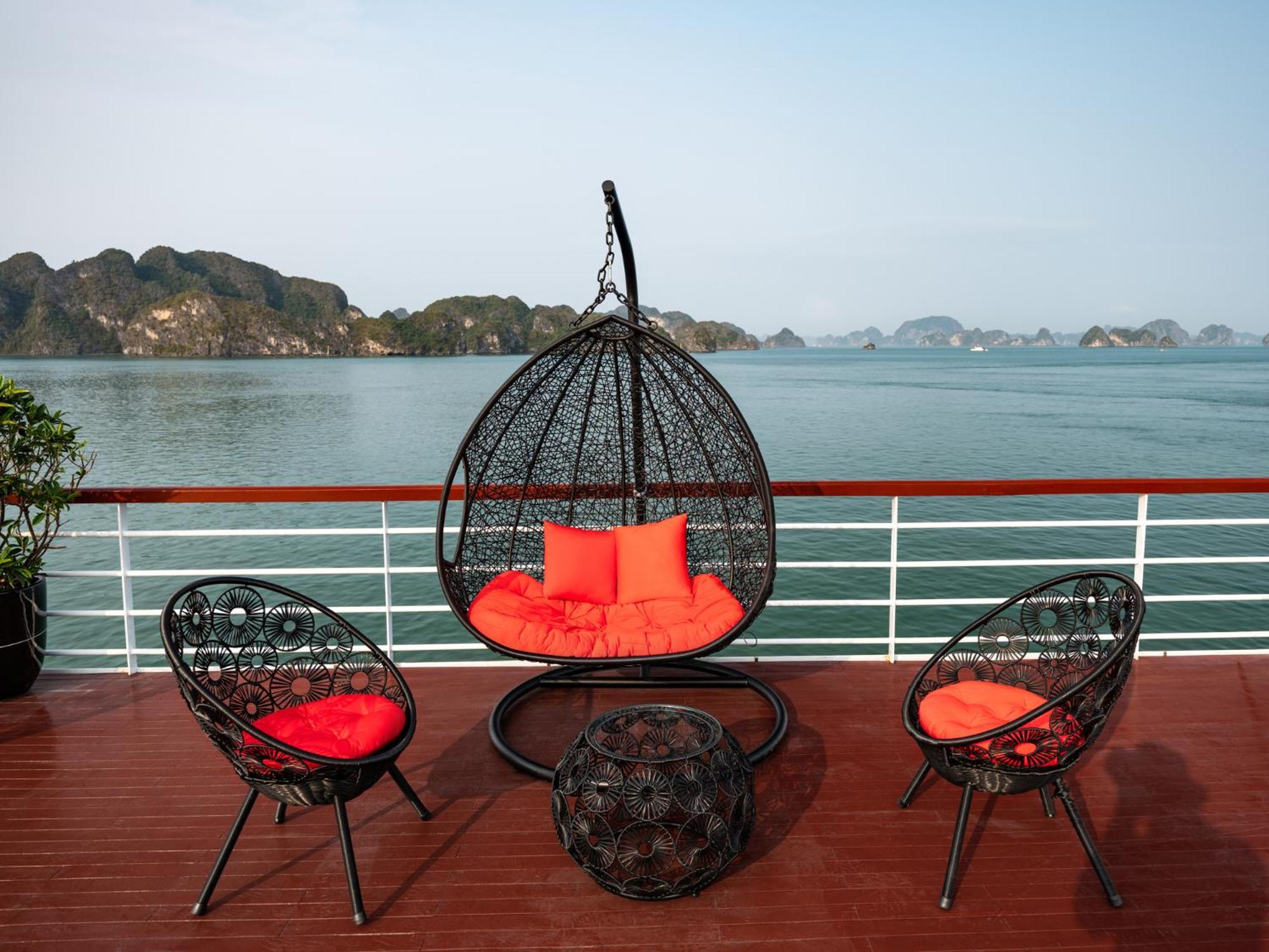 Hotel Aqua Of The Seas Cruise Halong Hạ Long Exterior foto